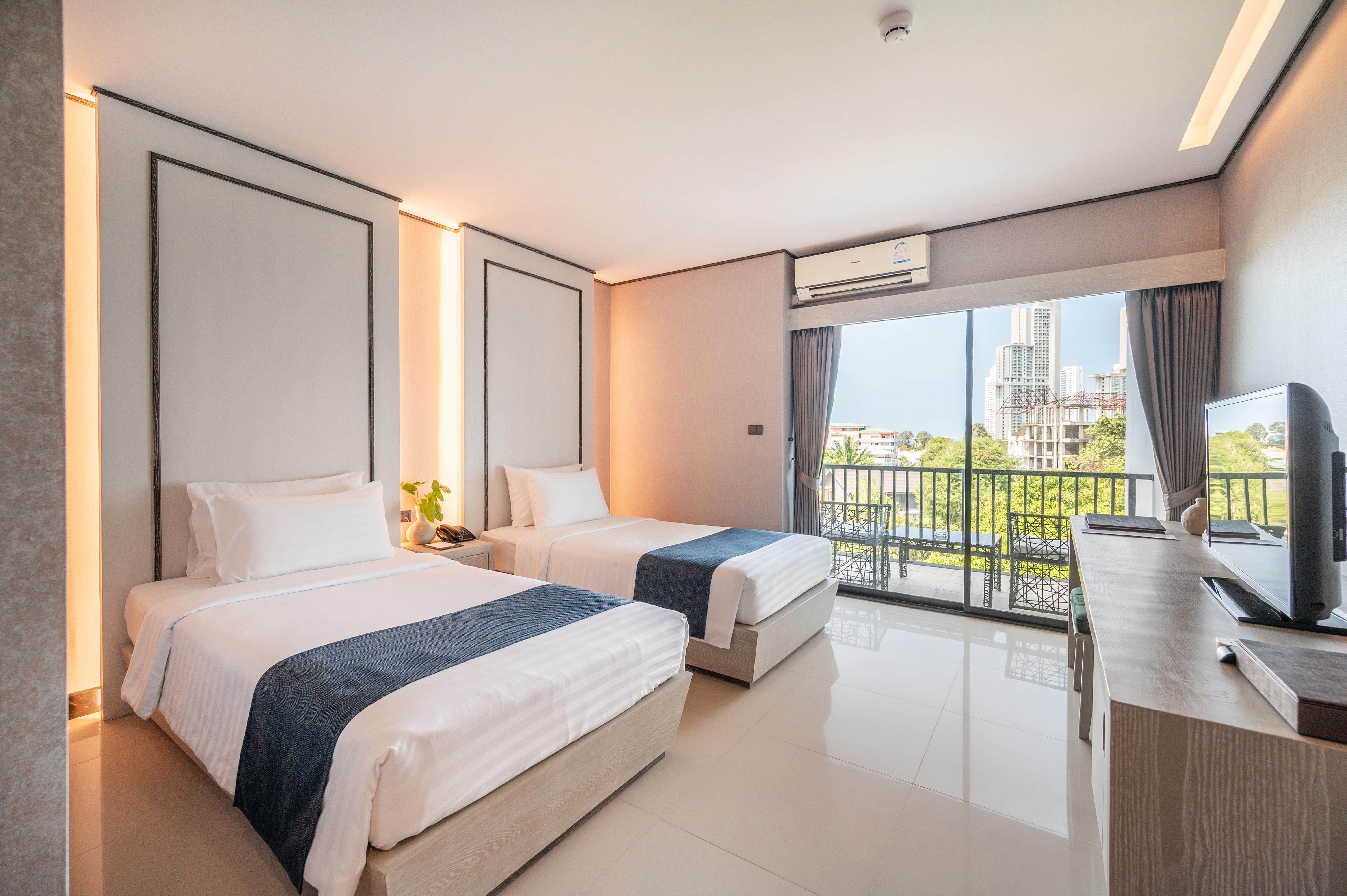 Manhattan Pattaya Hotel - Sha Extra Plus Esterno foto