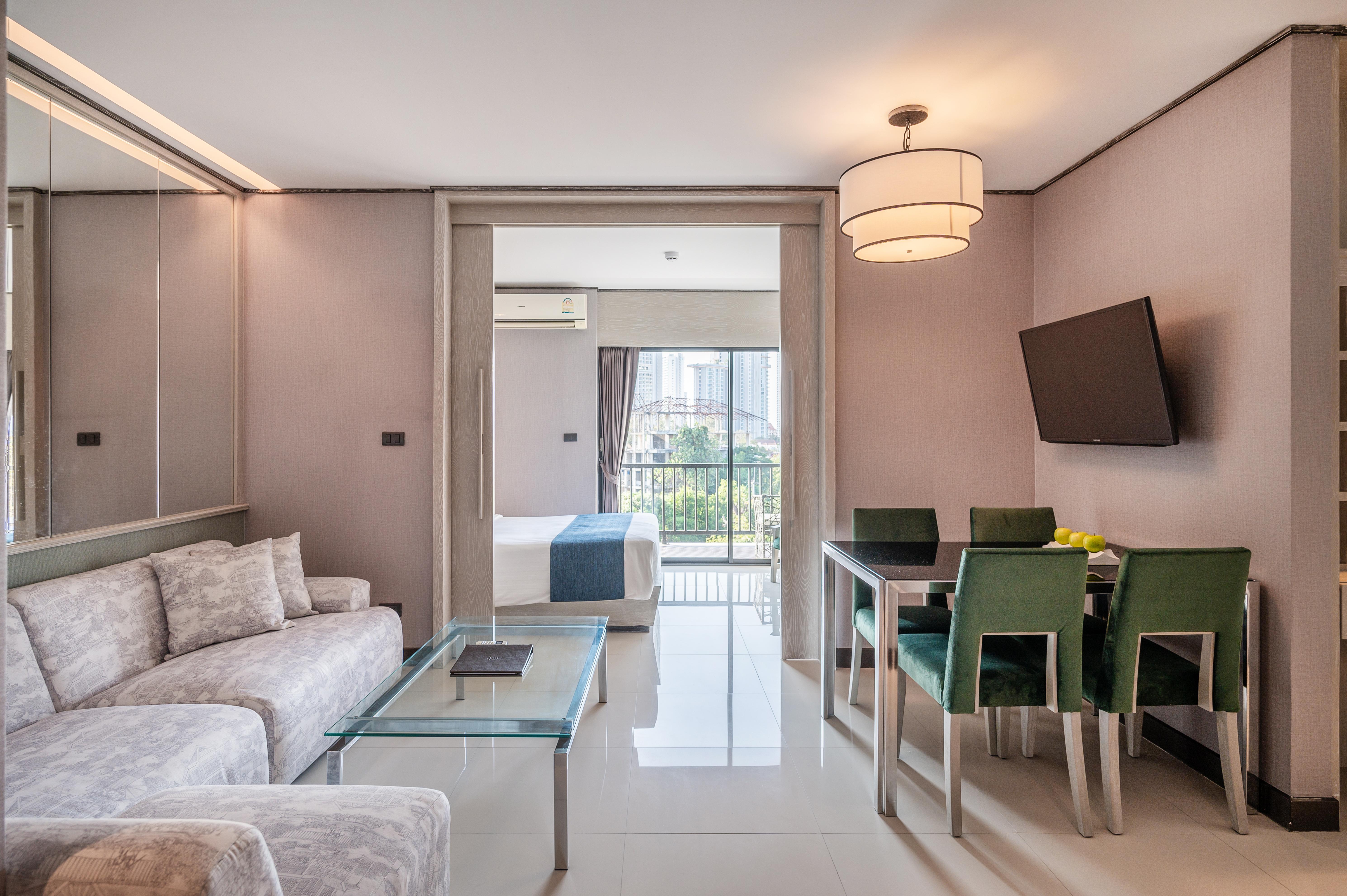 Manhattan Pattaya Hotel - Sha Extra Plus Esterno foto