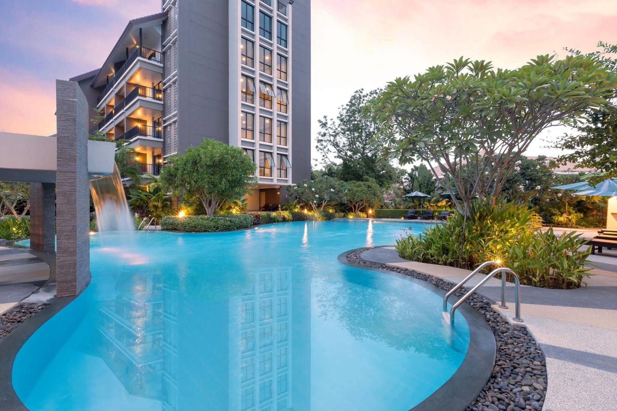 Manhattan Pattaya Hotel - Sha Extra Plus Esterno foto